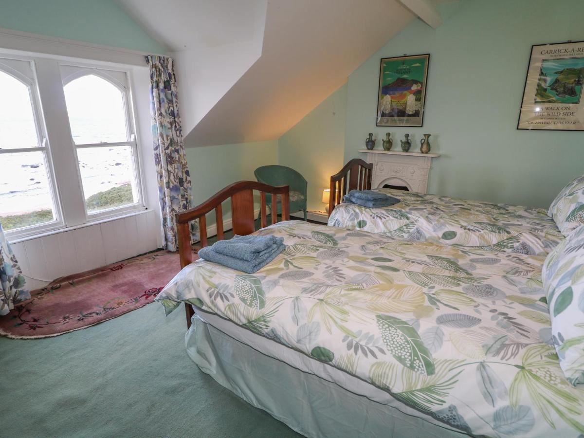 Carriguisnagh Villa Ballycastle Bagian luar foto